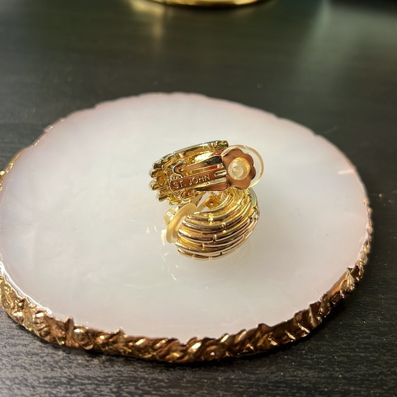 St. John Chunky Half Hoop Clip-On Earrings - Picture 3 of 4